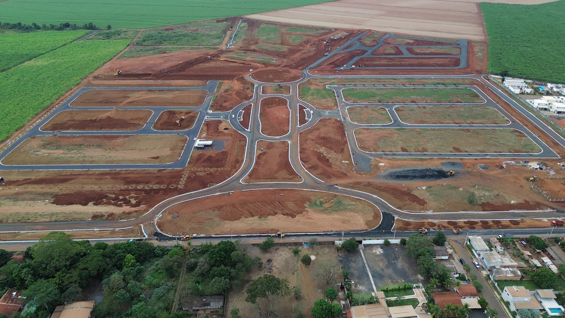 Vista aérea do canteiro de obras do ElloVille em Maio de 2026
