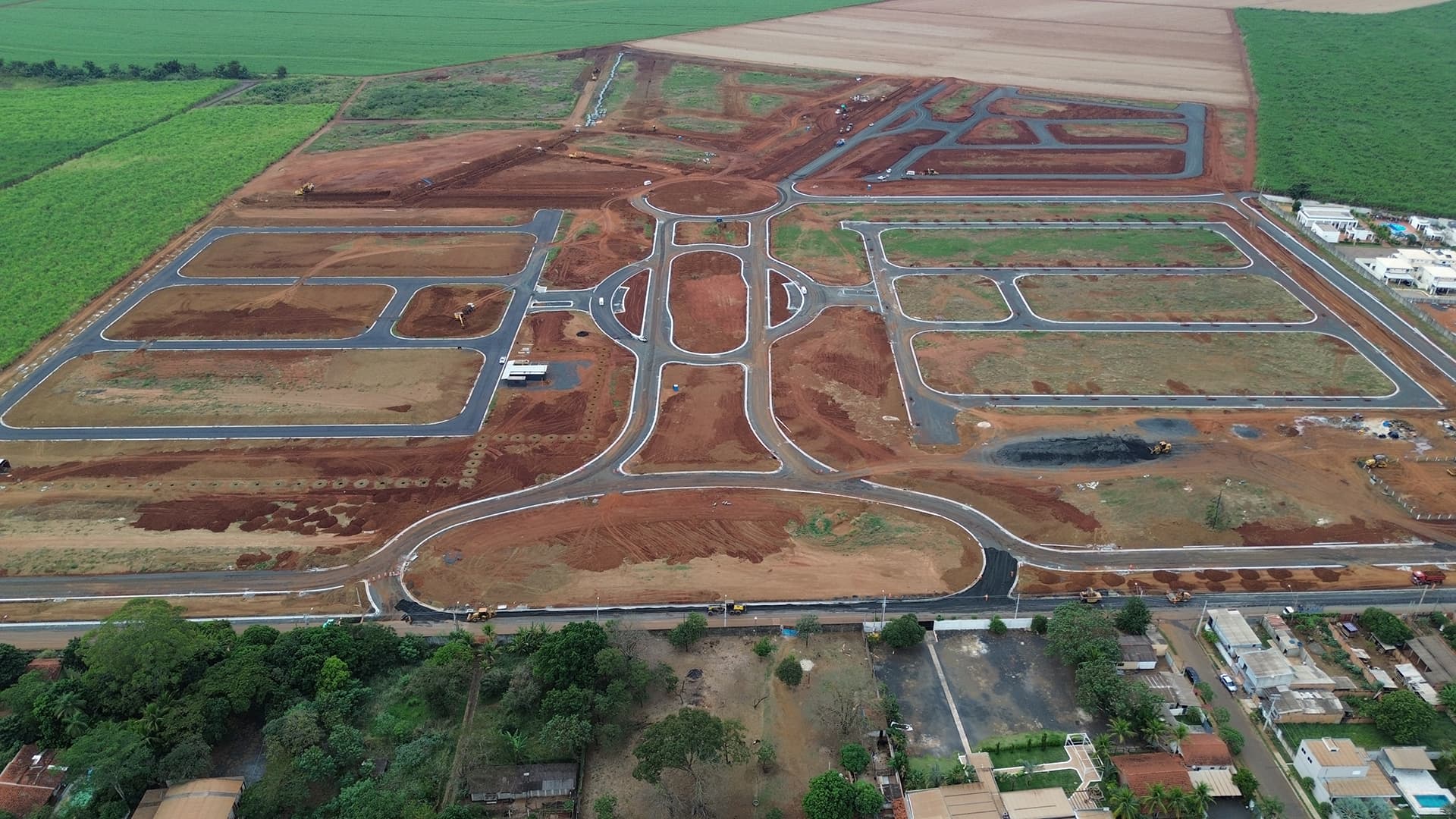 Vista aérea do canteiro de obras do ElloVille em Maio de 2026